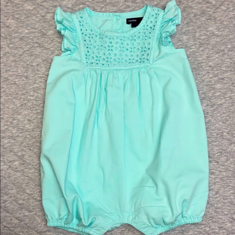 Baby Gap Teal Flutter Sleeve Romper w/ Lace 6-12m